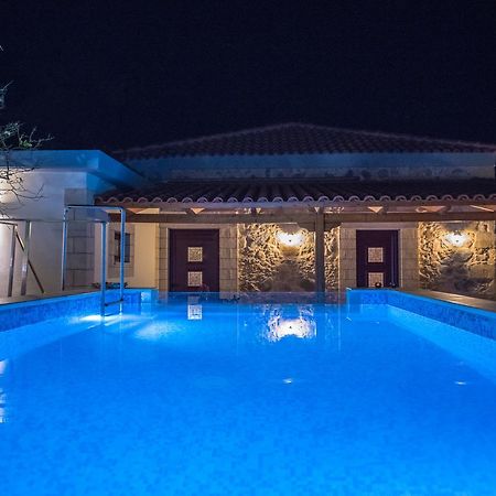 Private Sapphiros Villa كيساموس المظهر الخارجي الصورة
