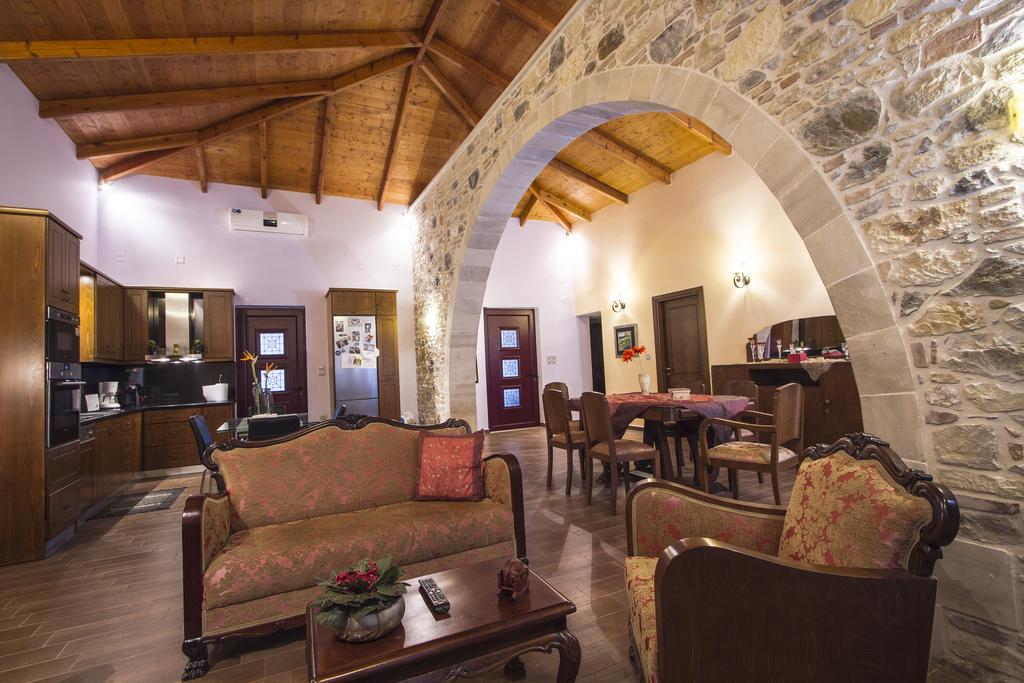 Private Sapphiros Villa كيساموس المظهر الخارجي الصورة