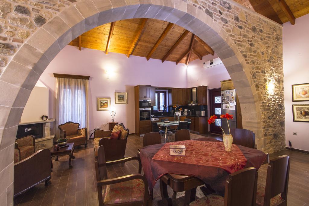 Private Sapphiros Villa كيساموس المظهر الخارجي الصورة