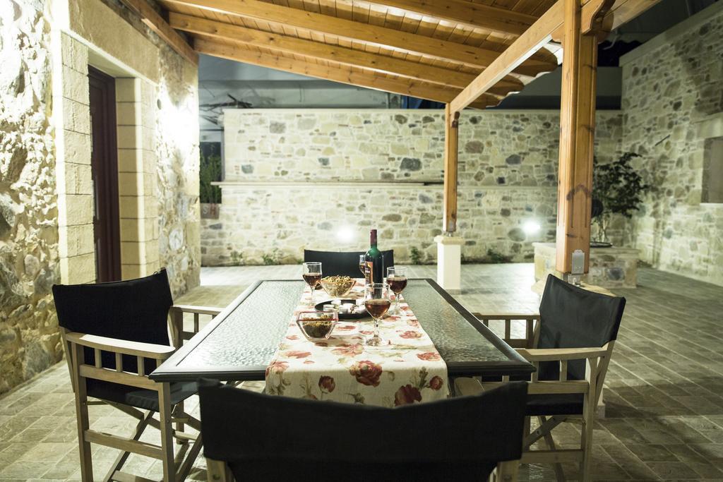Private Sapphiros Villa كيساموس المظهر الخارجي الصورة