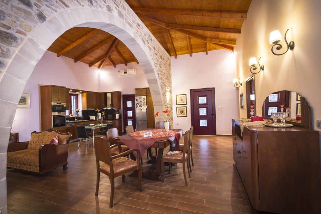Private Sapphiros Villa كيساموس المظهر الخارجي الصورة