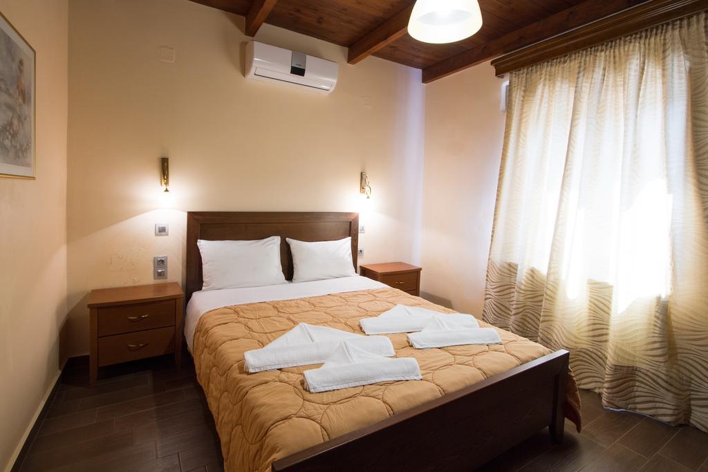 Private Sapphiros Villa كيساموس المظهر الخارجي الصورة