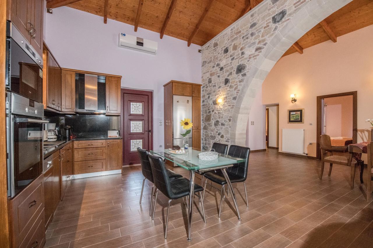 Private Sapphiros Villa كيساموس المظهر الخارجي الصورة