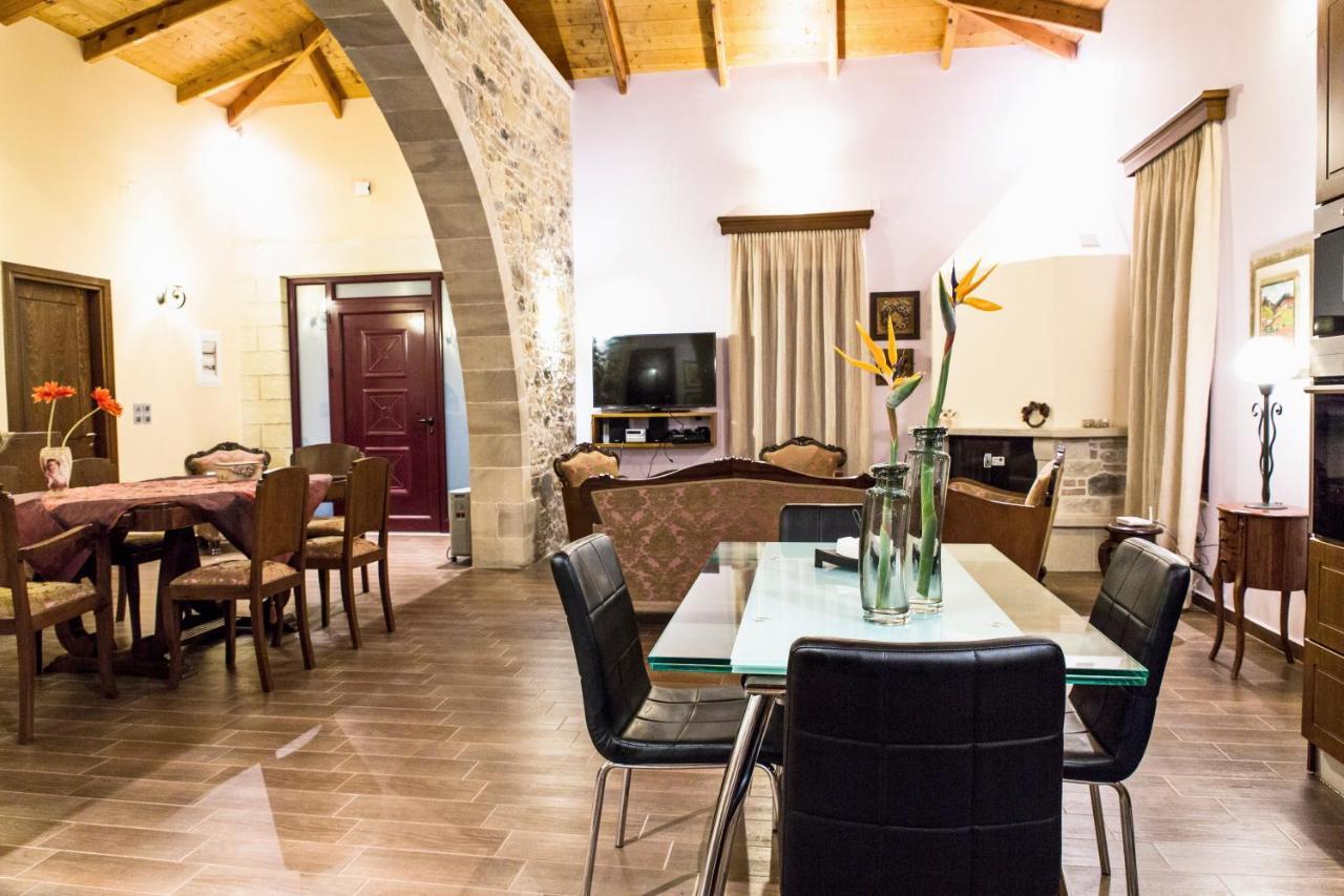 Private Sapphiros Villa كيساموس المظهر الخارجي الصورة